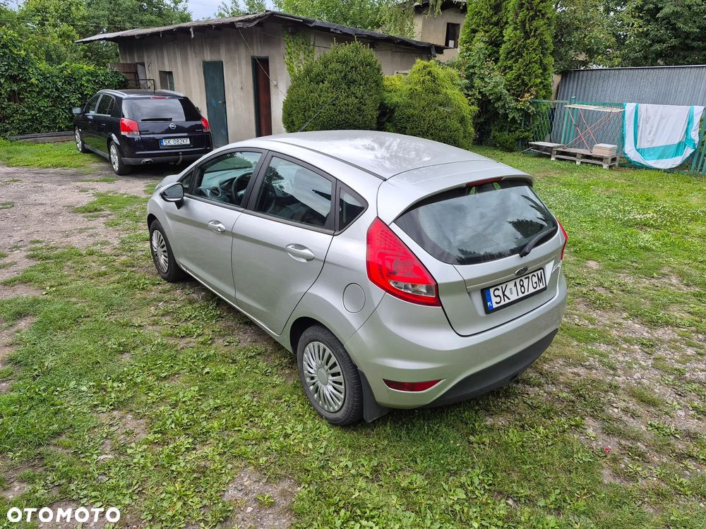 Ford Fiesta 1.25 Silver X (Trend) EU5 - 6