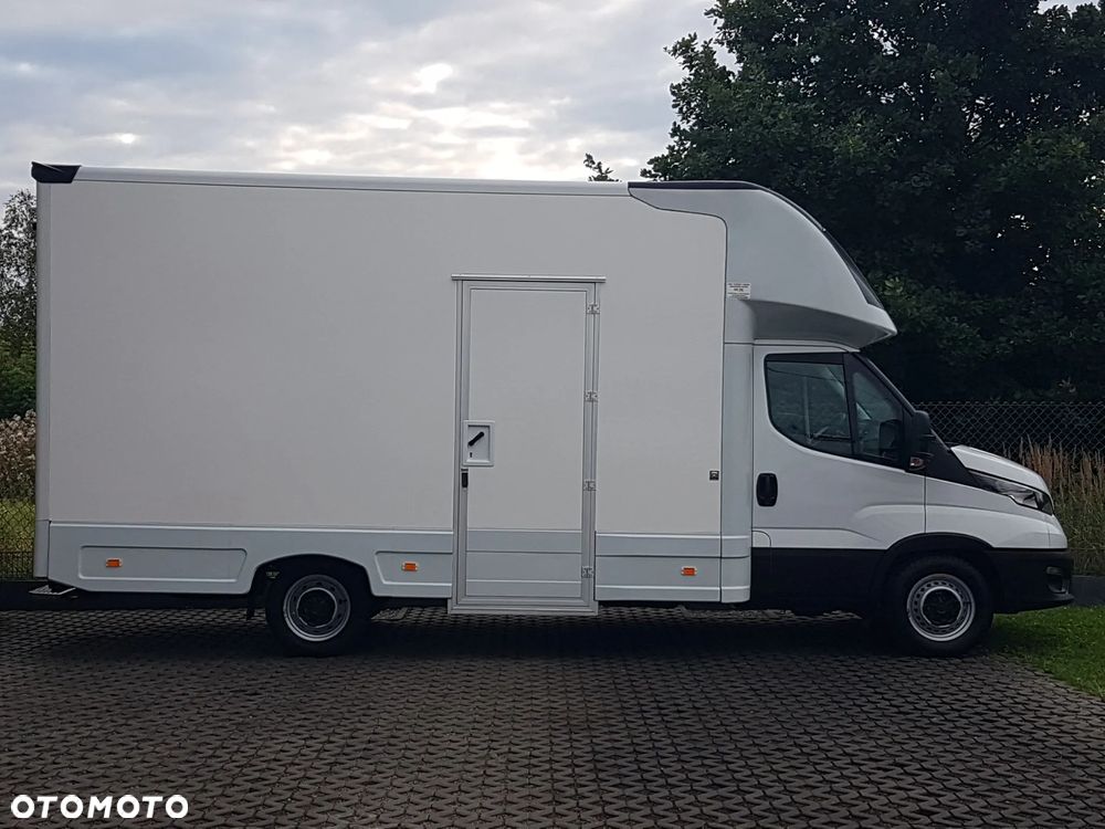 Iveco DAILY KONTENER NISKOPODŁOGOWY 4,43x2,23x2,42 SKLEP FOODTRUCK BAR KLIMA KONIOWÓZ KAMPER - 12