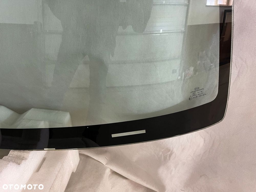 toyota tundra pick up szyba przednia 2000-2006 - 3