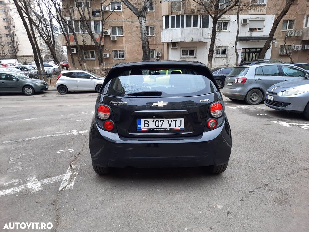 Chevrolet Aveo - 4
