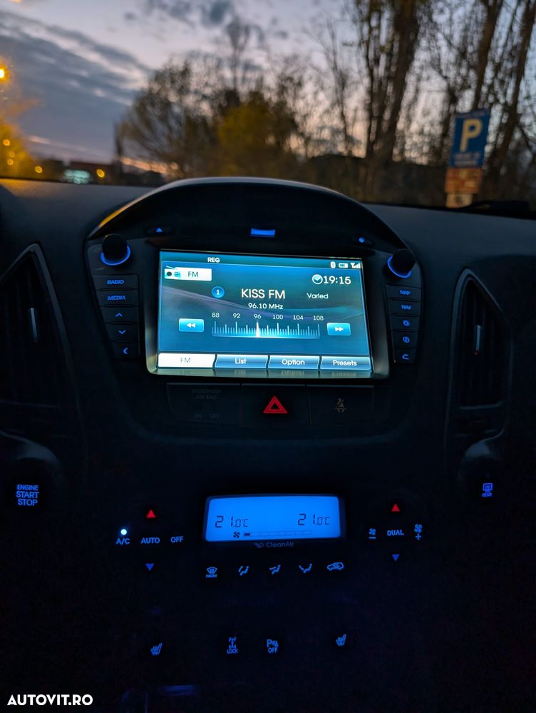 Hyundai ix35 2.0 CRDI 4WD Automatik Style - 5