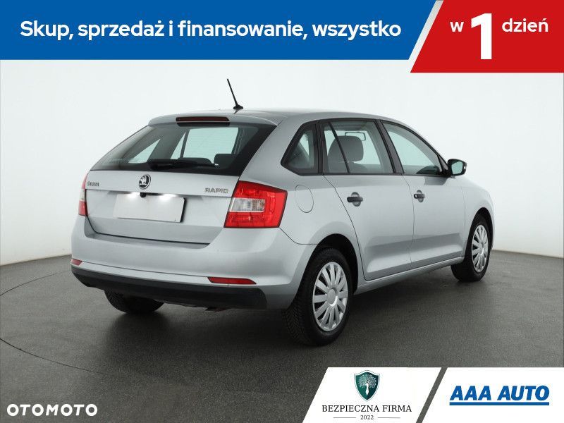Skoda RAPID - 6