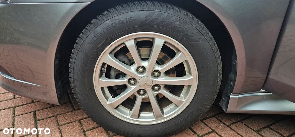 Mitsubishi Lancer Sportback 1.6 ClearTec - 13