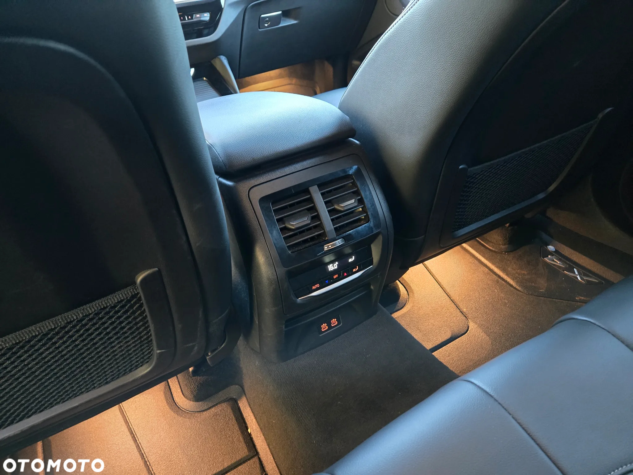 BMW X4 xDrive20i - 13