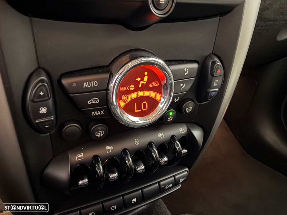 MINI Countryman One D - 6