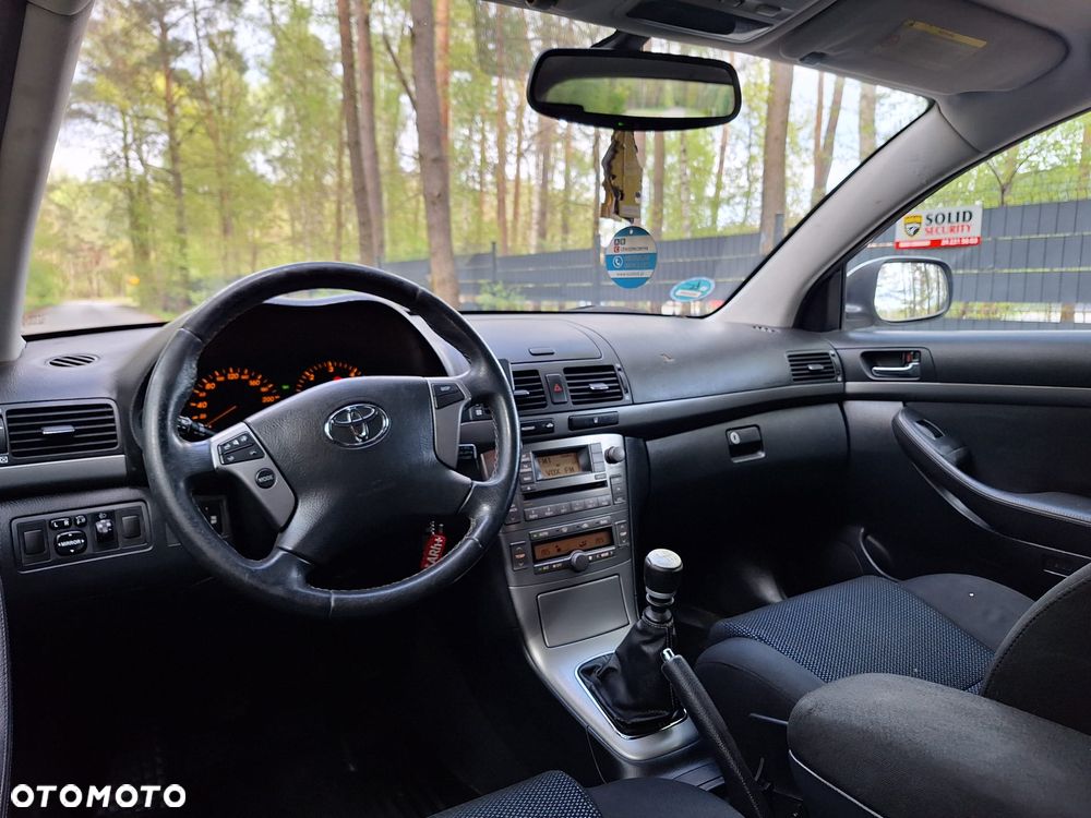 Toyota Avensis 2.2 D-CAT Travel - 8