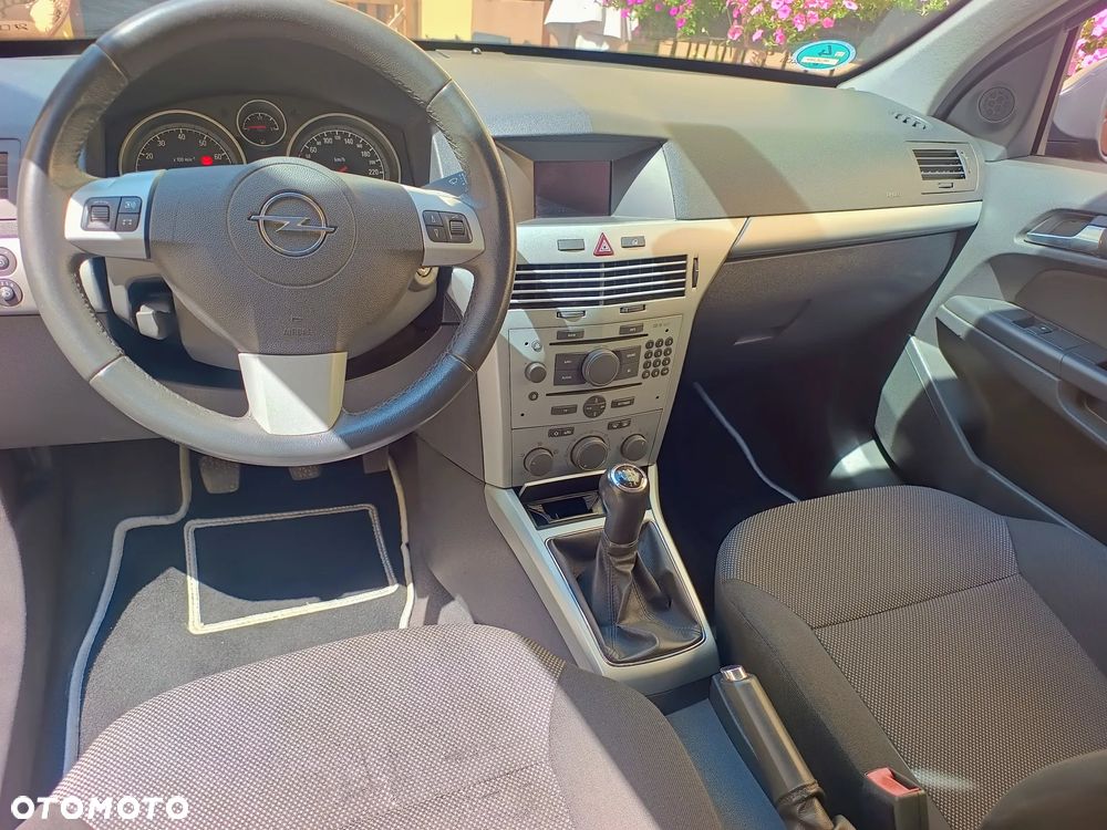 Opel Astra - 20