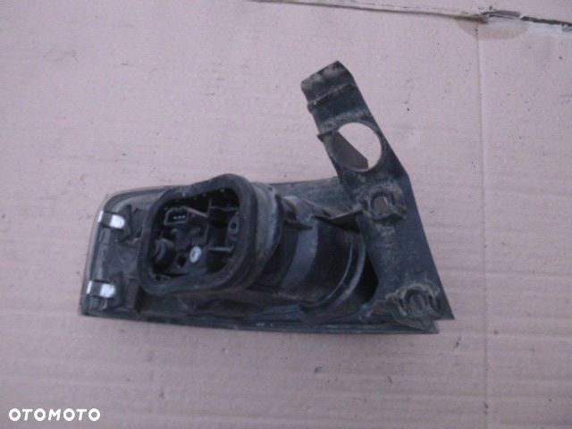LAMPA PRAWY TYŁ PRAWA TYLNA SEAT IBIZA III - 9