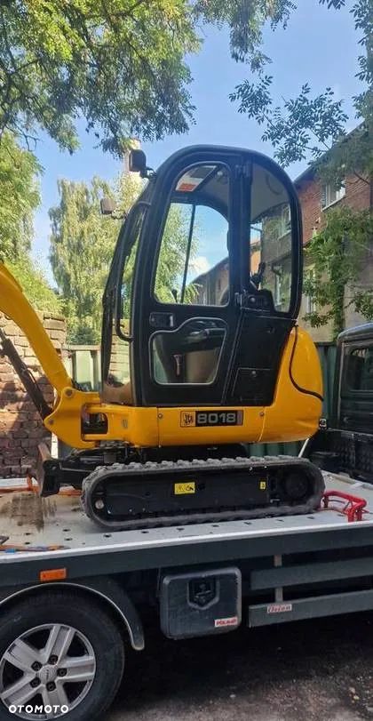 JCB 8018 - 2
