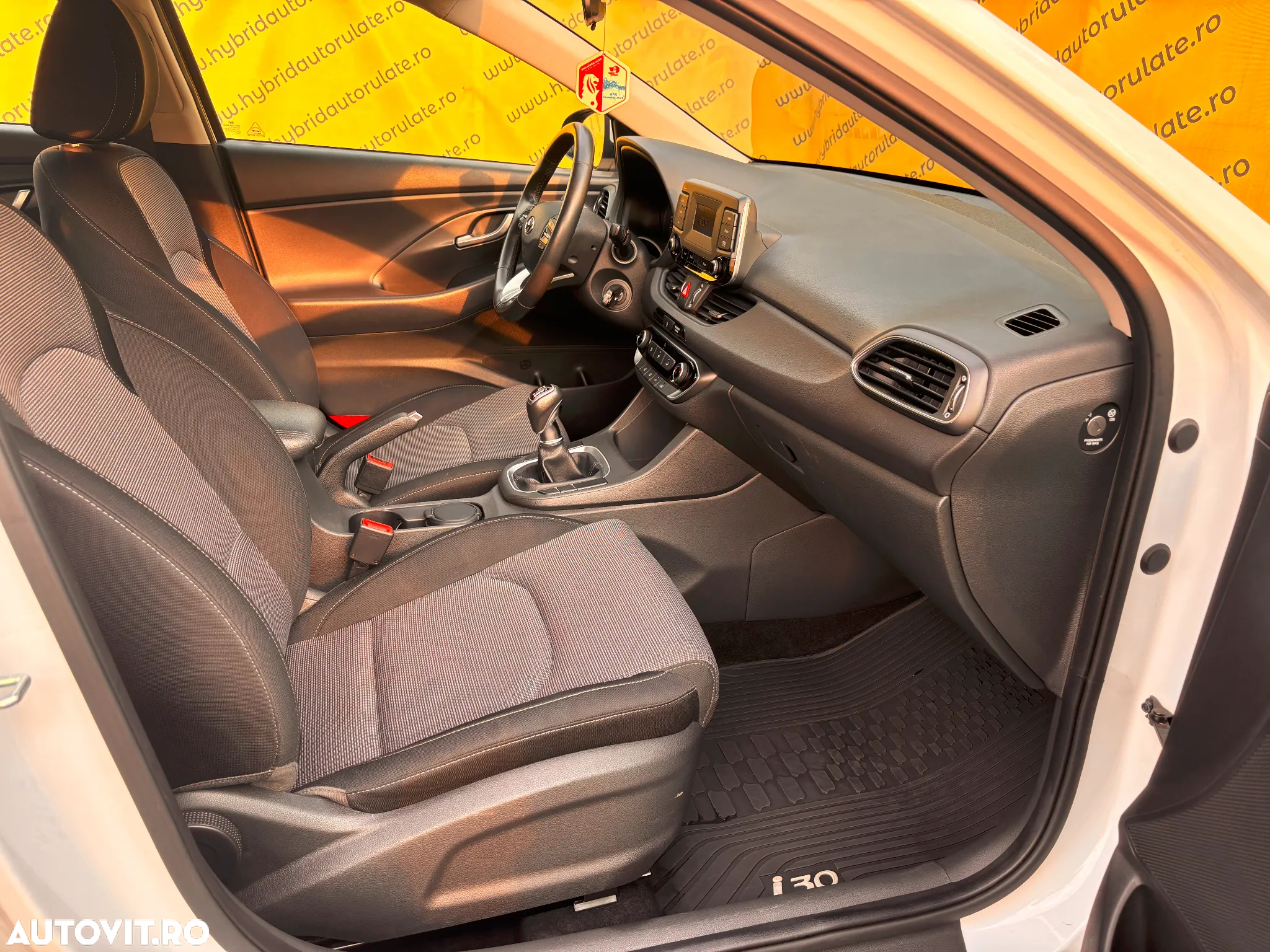 Hyundai i30 1.5 110CP 5DR M/T Comfort - 27