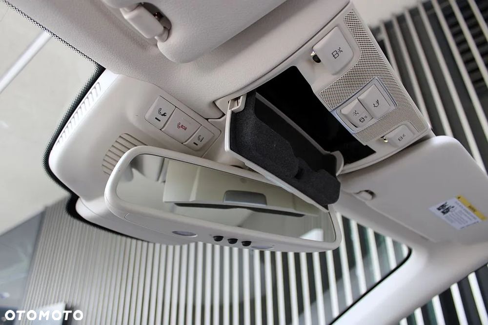 Mercedes-Benz Klasa S 500 - 35