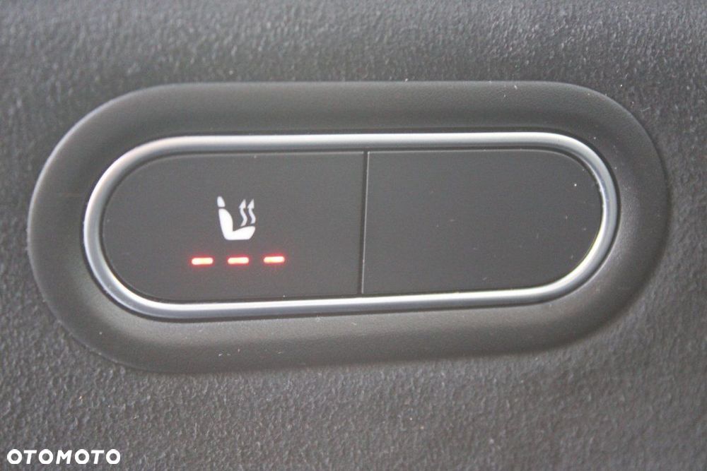 Mercedes-Benz CLA - 35