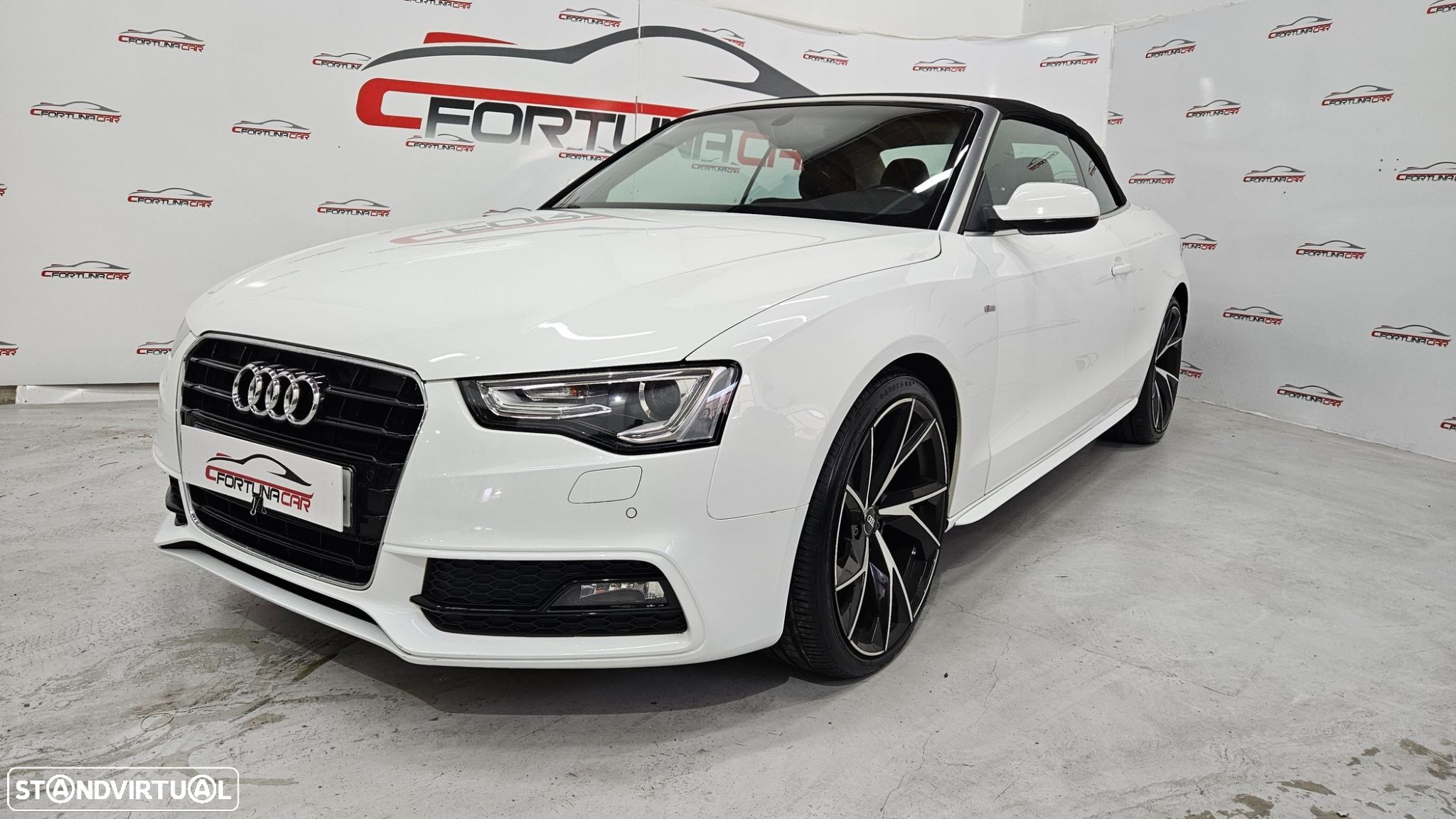 Audi A5 Cabrio 2.0 TDi S-line - 1
