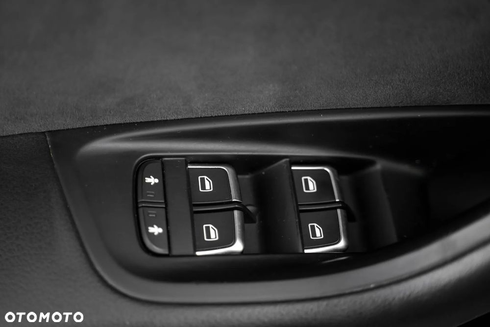 Audi A6 Avant 3.0 TDI Quattro Tiptronic - 23