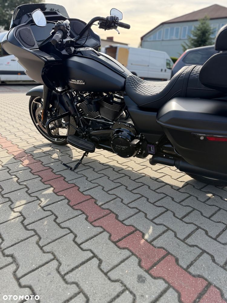 Harley-Davidson CVO Street Glide - 8
