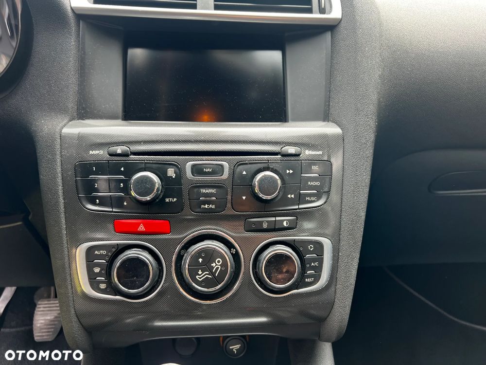 Citroën C4 1.6 HDi Exclusive - 15