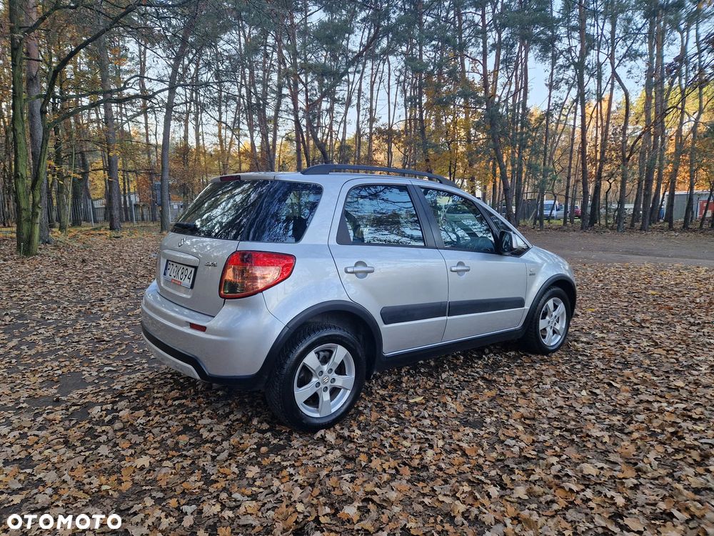 Suzuki SX4 2.0 DDiS Premium 4WD - 27