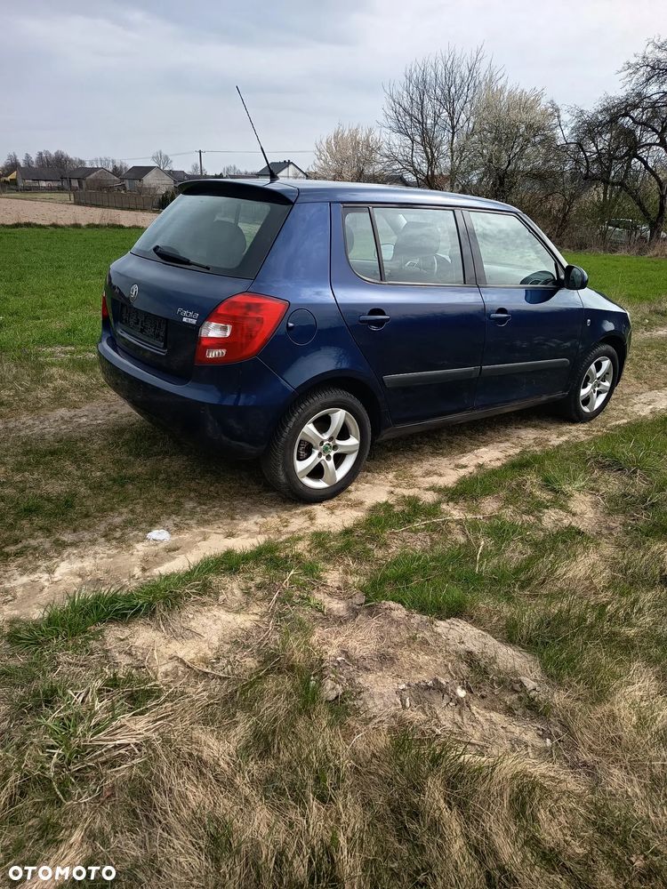 Skoda Fabia 1.6 16V Style - 6