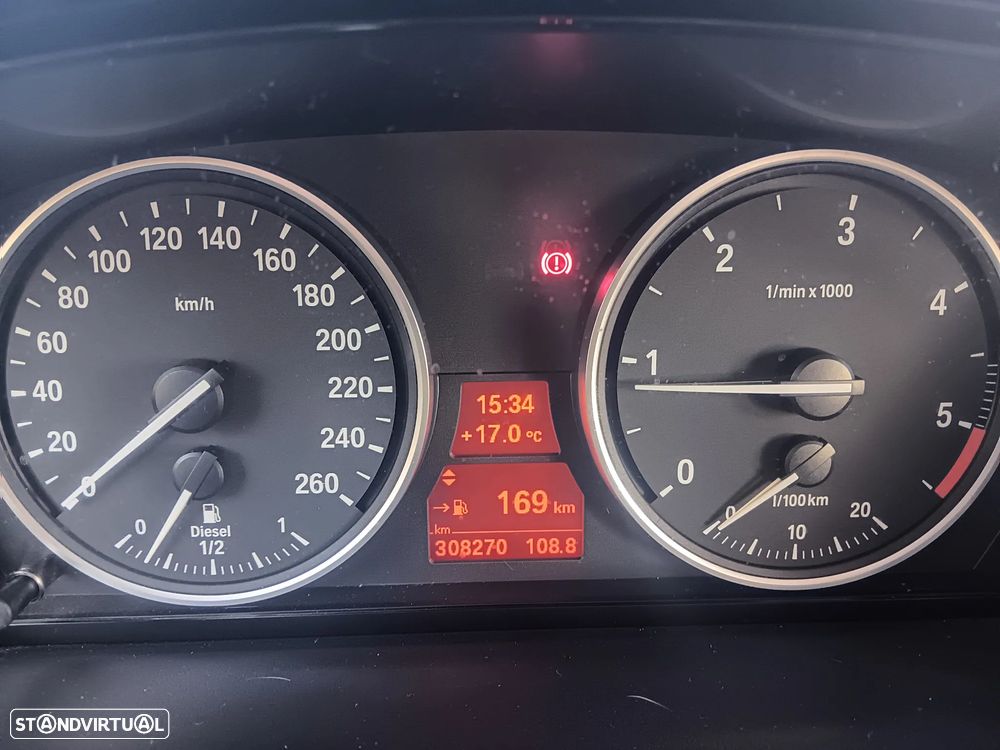 BMW 520 d Touring Executive - 18