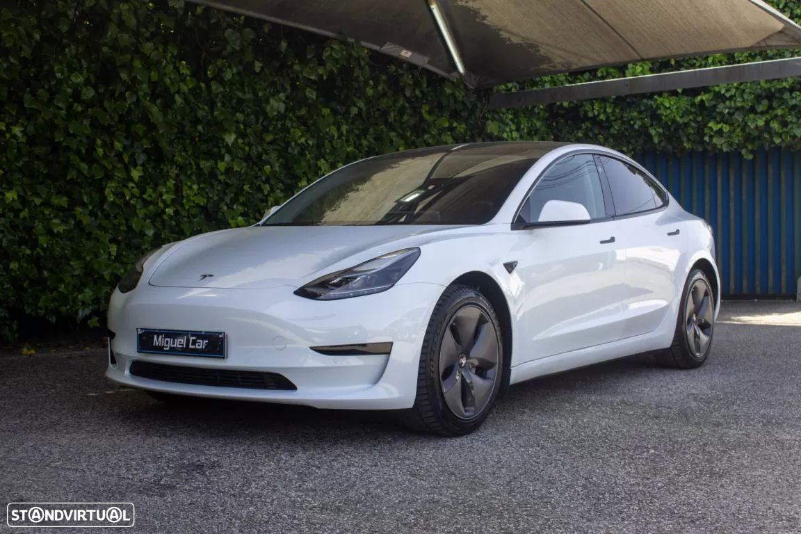 Tesla Model 3 Standard Range Plus RWD - 3