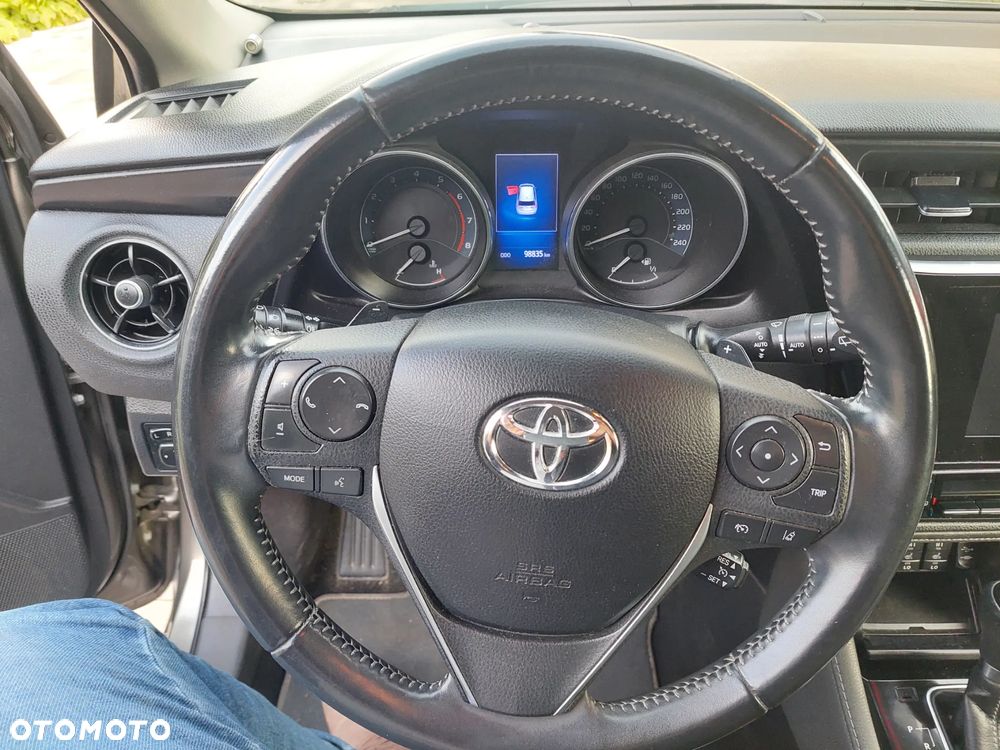 Toyota Auris 1.2 T Selection MS - 25