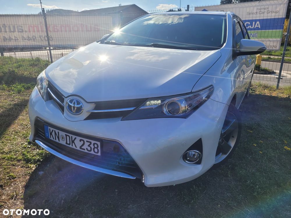 Toyota Auris - 1
