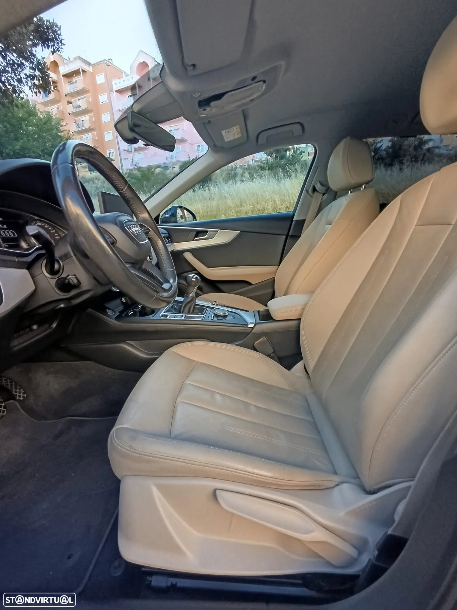 Audi A4 Avant 2.0 TDI exclusive - 17