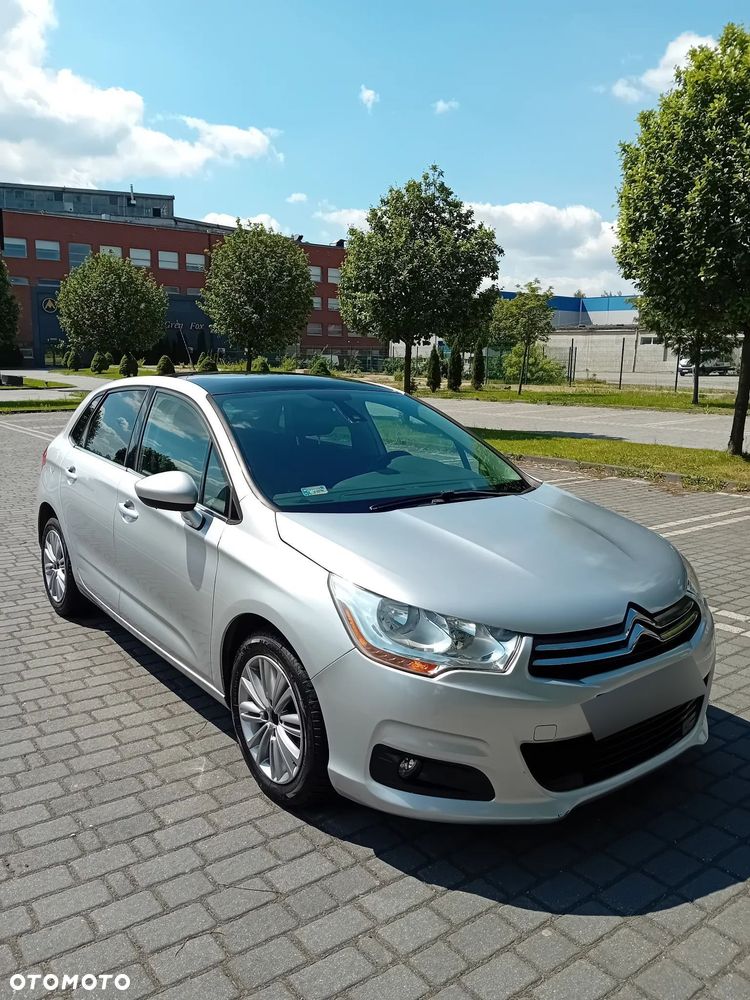 Citroën C4 HDi 90 Attraction - 2