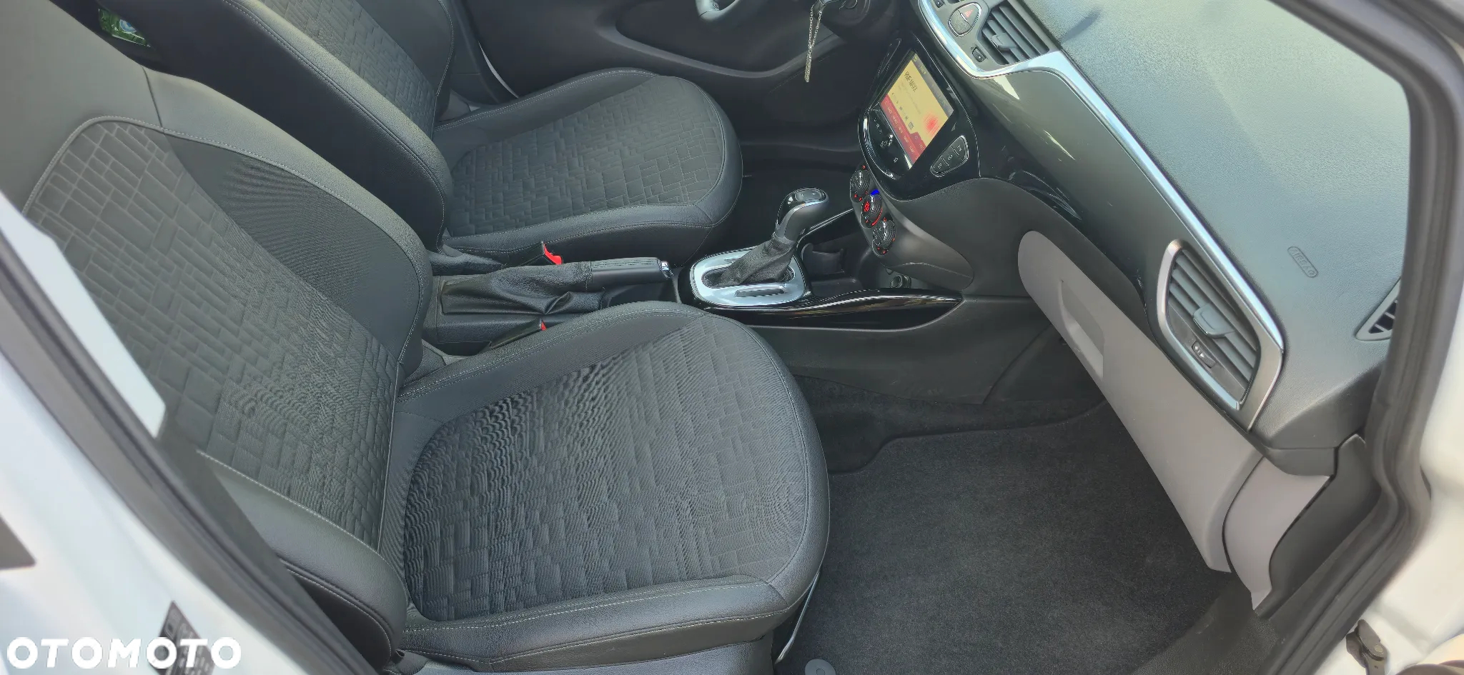 Opel Corsa 1.4 Cosmo - 18
