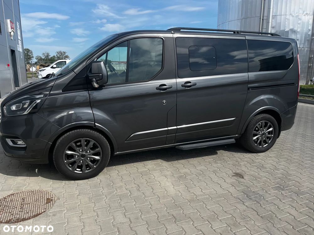Ford Tourneo Custom 2.0 TDCi L1 Titanium SelectShift - 1