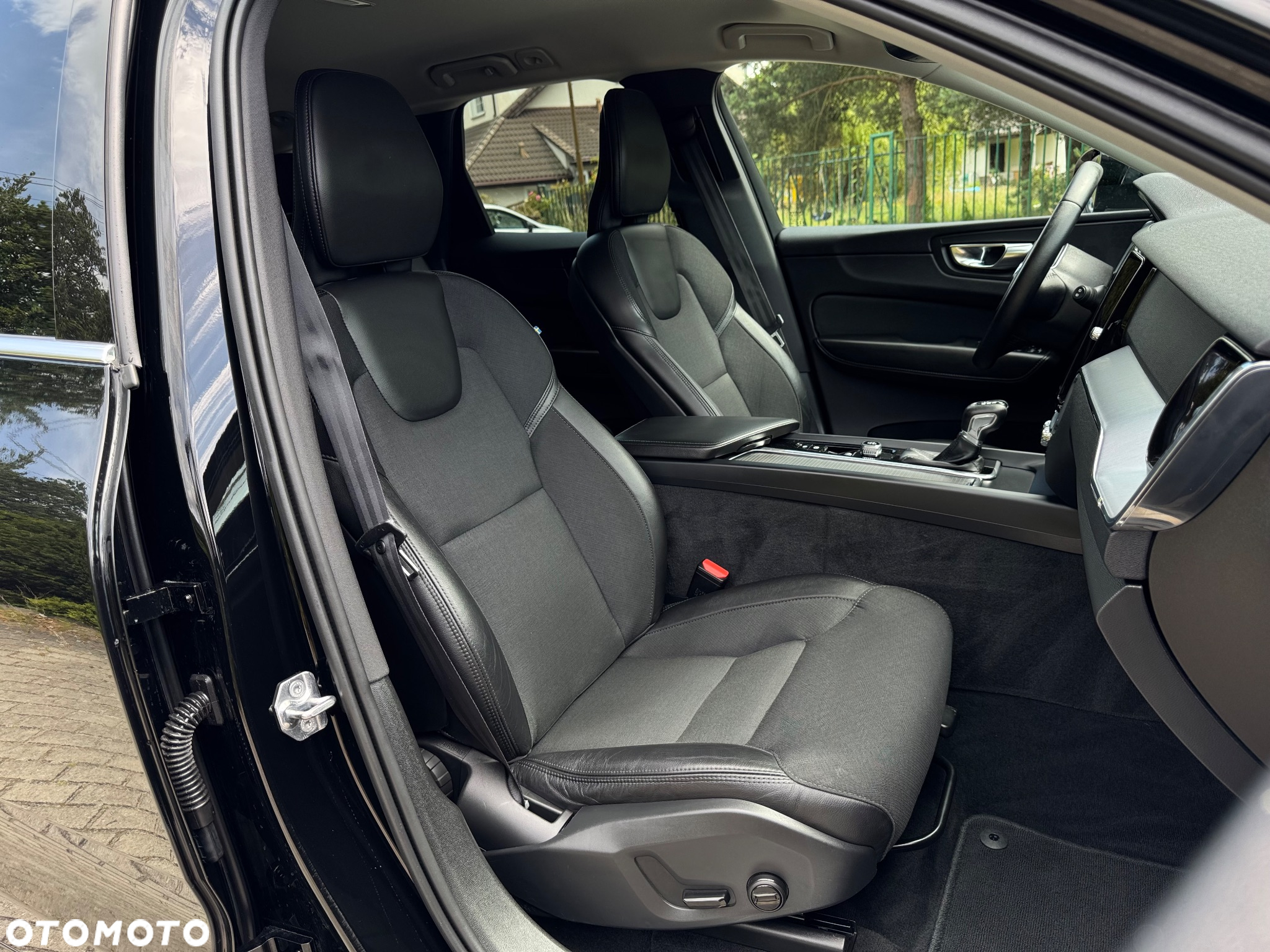 Volvo XC 60 D4 Geartronic Momentum - 8