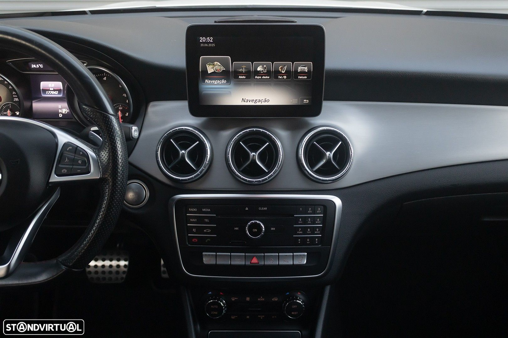 Mercedes-Benz CLA 200 - 9