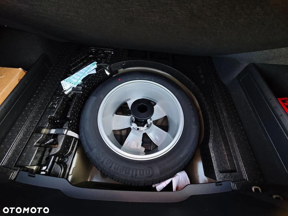 Volkswagen Passat 2.0 TSI Business DSG - 12