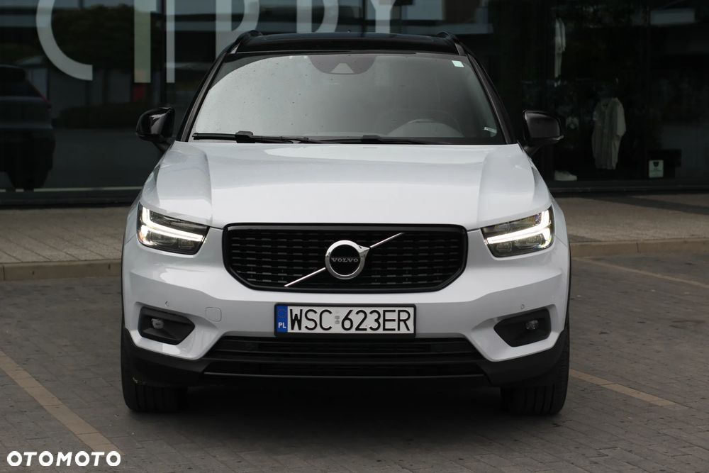 Volvo XC 40 T5 AWD R-Design - 3