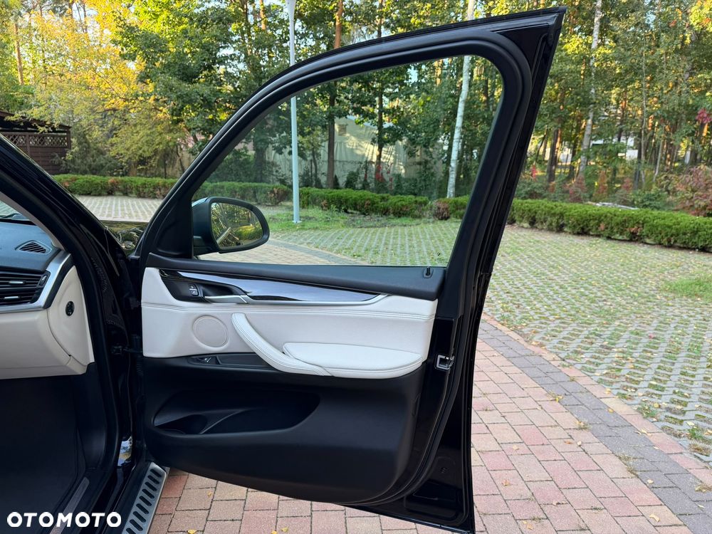 BMW X5 xDrive25d - 22