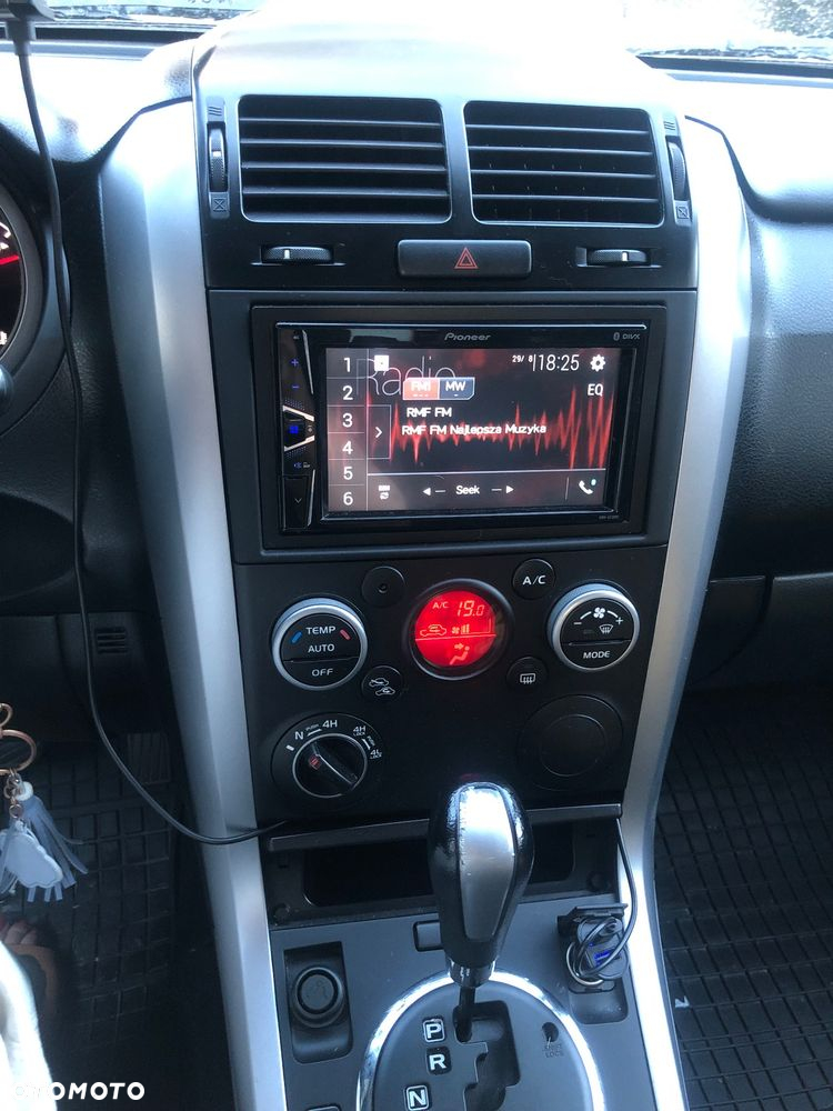Suzuki Grand Vitara - 12