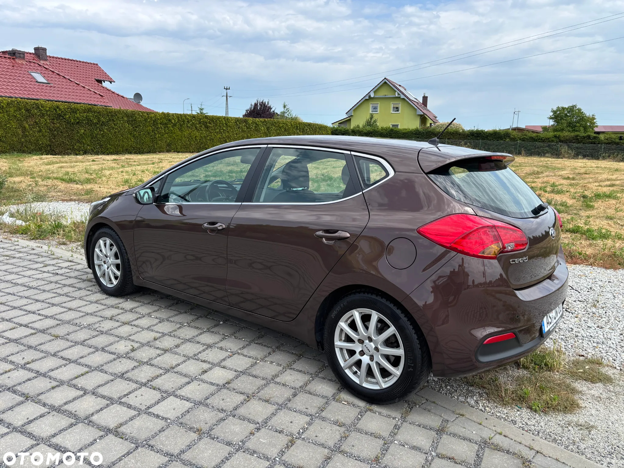 Kia Ceed 1.6 CRDi 128 Dream Team Edition - 14