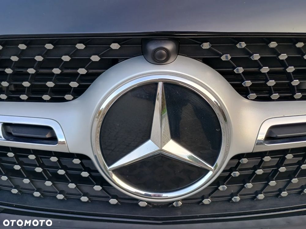 Mercedes-Benz GLA 200 d 4-Matic AMG Line - 16