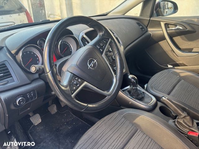 Opel Astra 1.4 Turbo ECOTEC Cosmo - 6