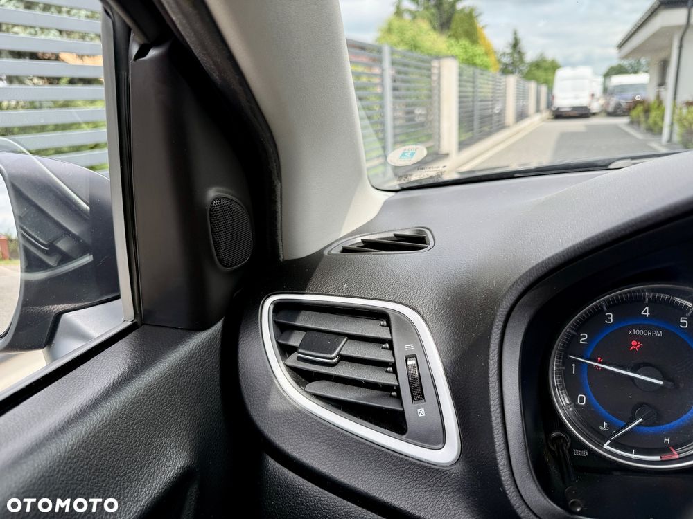 Suzuki Baleno 1.2 Dualjet Club - 36