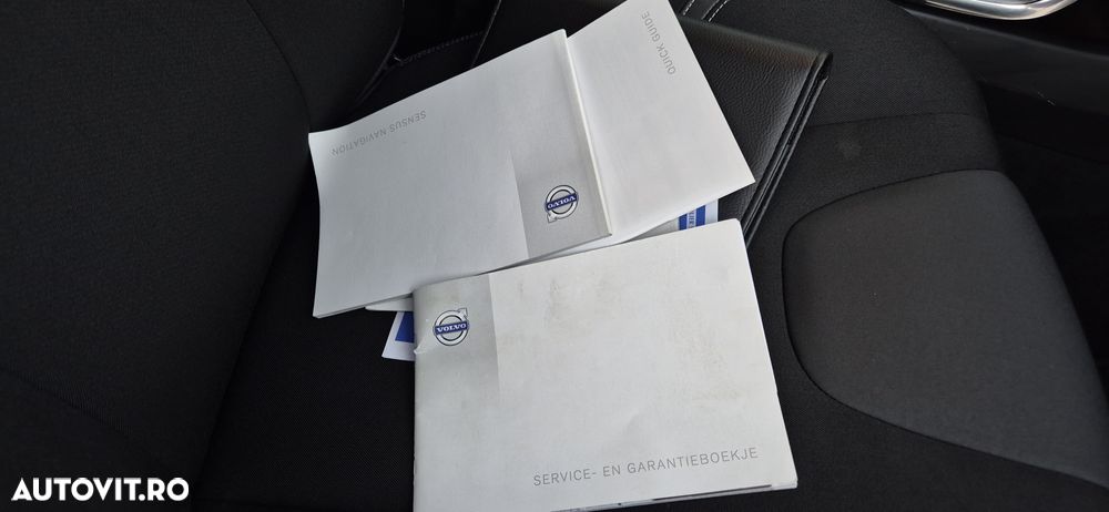 Volvo V40 D4 VEA Momentum - 27