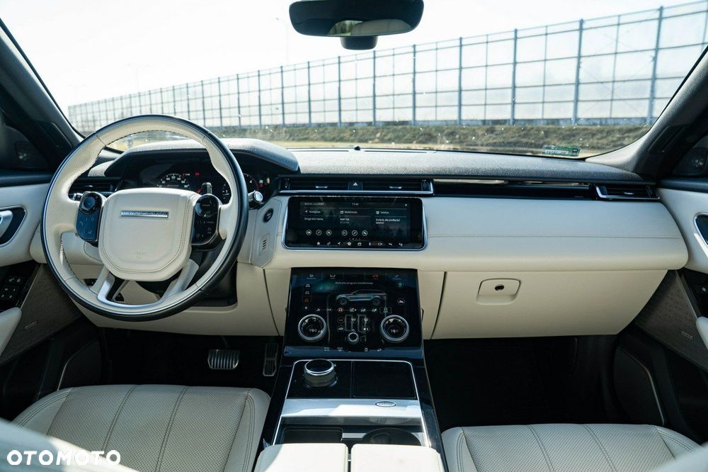 Land Rover Range Rover Velar - 16