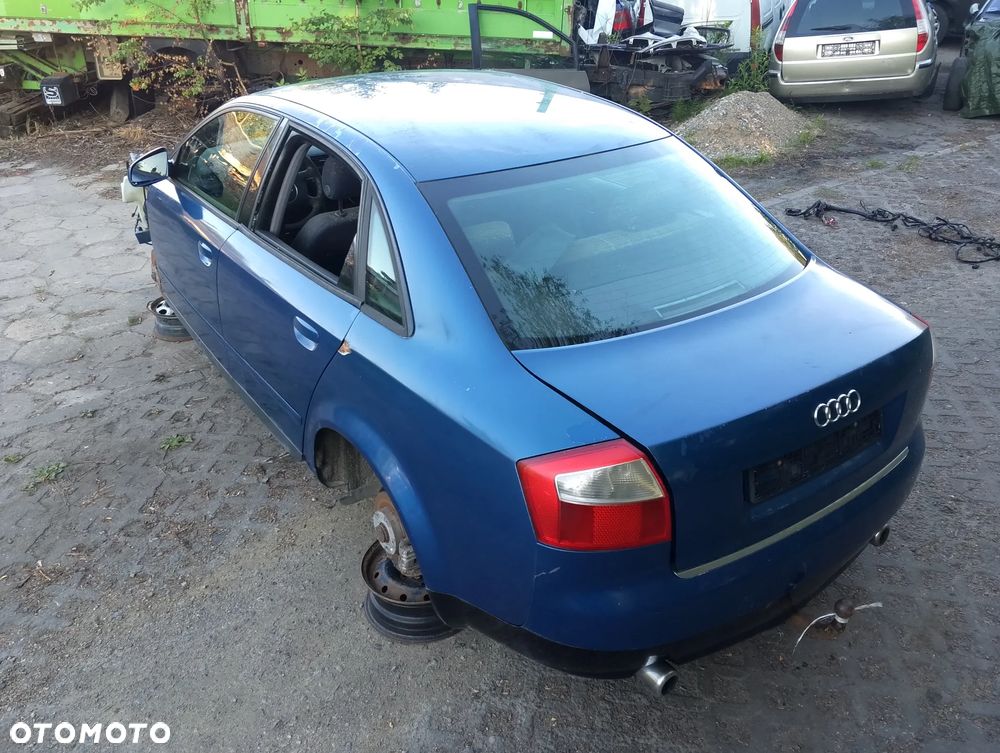 Audi A4 B6 (II) QUATTRO (00-06r.) 1.8 TB R4 20V 149KM. Silnik AVJ Skrzynia FPS lakier LZ5W .Cały na części. GWARANCJA !!! Przód Tył Zestaw Komplet Drzwi Klapa Zderzak Błotnik Maska Grill Atrapa Szyba Pas Lampa Lusterko Boczki Fotel Kanapa Kokpit Deska Rozdzielcza Przełącznik Włącznik Sterownik Przewody Wiązka Instalacja Moduł Komputer Czujnik Listwa Pompa Alternator Wtryski Głowica Rozrusznik Kompresor Sprzęgło Dwumas Silnik Skrzynia ABS Klimatyzacji Paliwa Wspomagania Kolektor Turbina Przepustnica Zawór Chłodnica Koło Hak Belka Sanki Zawieszenie Mcpherson Półoś Amortyzator Wydech Tłumik Zacisk Most - 4