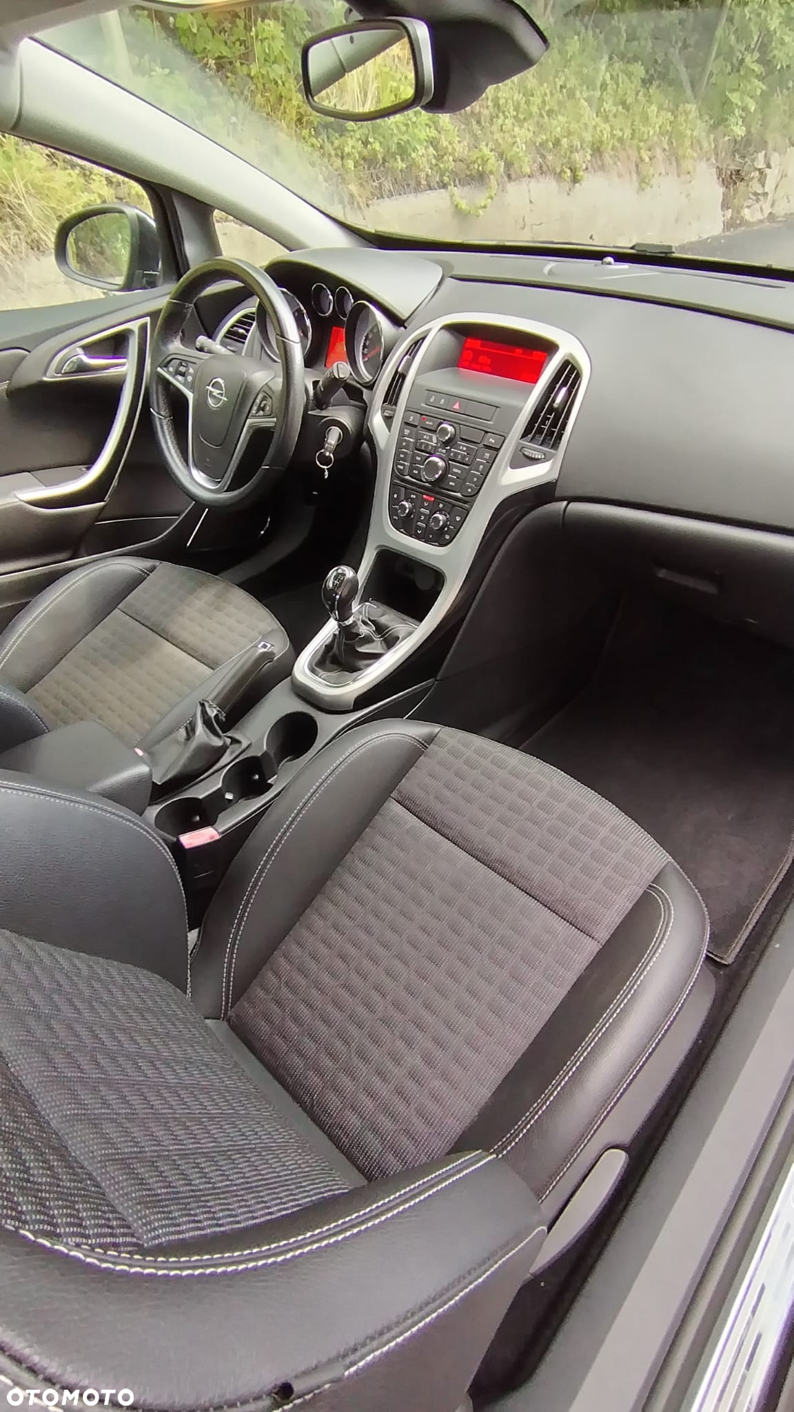 Opel Astra GTC 1.4 Turbo - 7