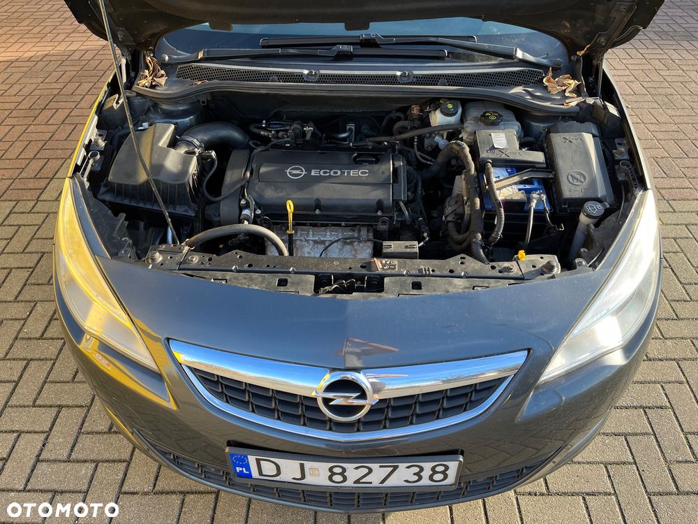 Opel Astra IV 1.6 Enjoy - 11