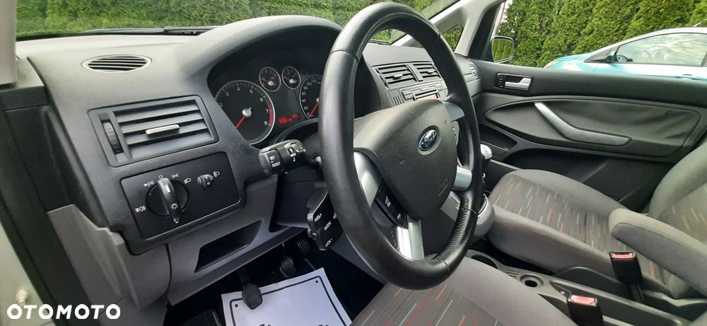 Ford C-MAX - 38