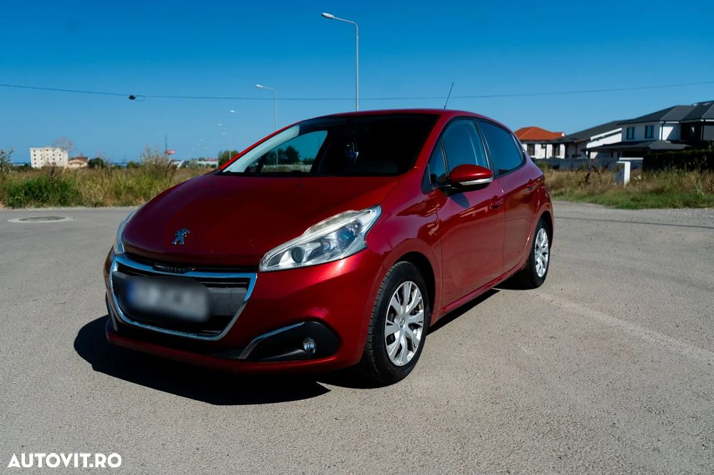 Peugeot 208 1.2 L PureTech Active - 5