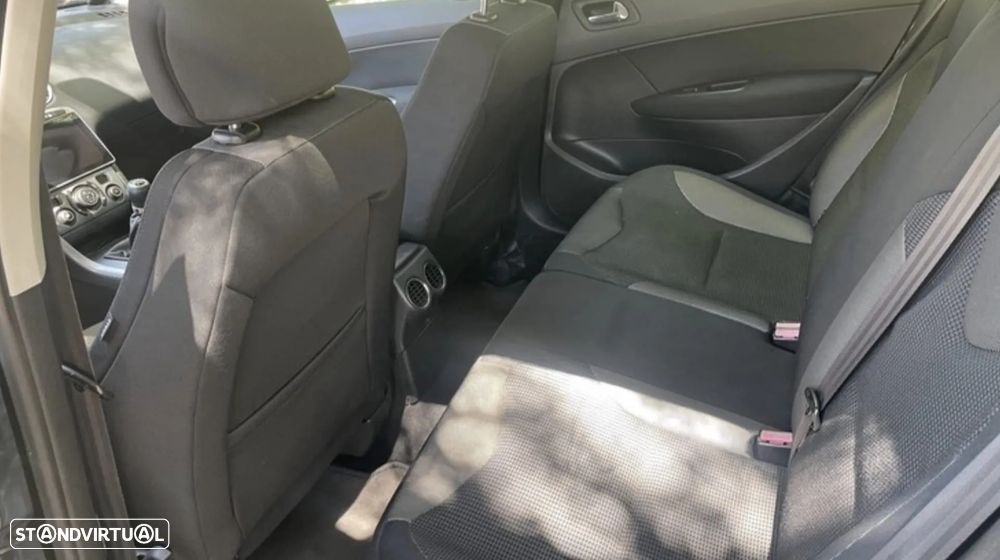 Peugeot 308 1.6 HDi Premium - 7