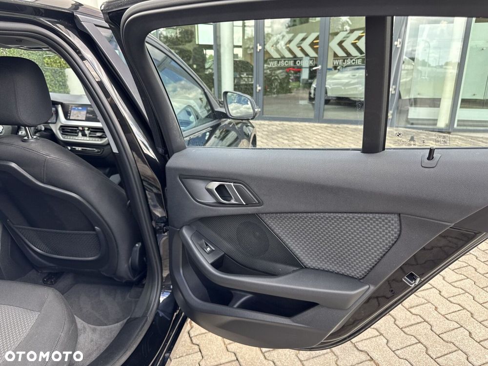 BMW Seria 1 - 28