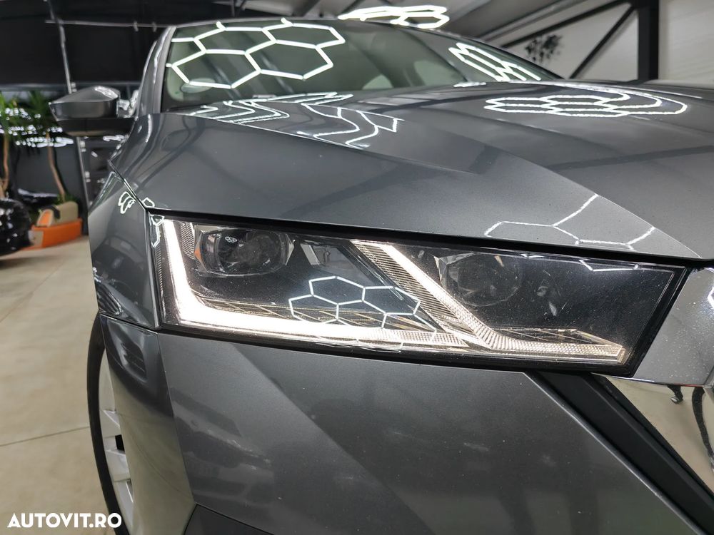 Skoda Octavia 2.0 TDI DSG Sport Edition - 29